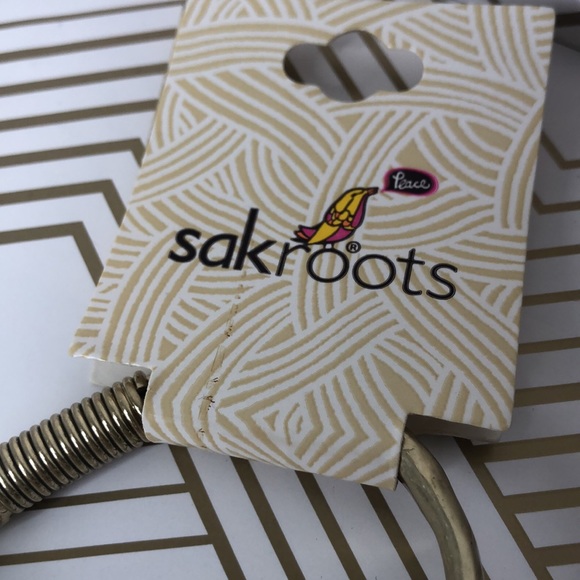 The SAK SAKROOTS Hammered Brass Vintage Inspired Bracelet NWT - Picture 10 of 10